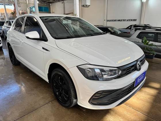 VOLKSWAGEN POLO 1.0 MPI TRACK MANUAL VOLKSWAGEN POLO 1.0 MPI TRACK MANUAL